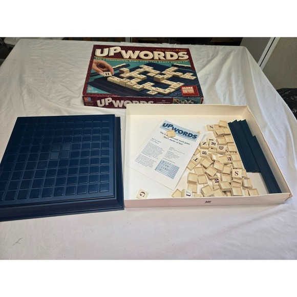 Milton Bradley 1997 UP WORDS 3-Dimensional Word Game COMPLETE! - Picture 6 of 10